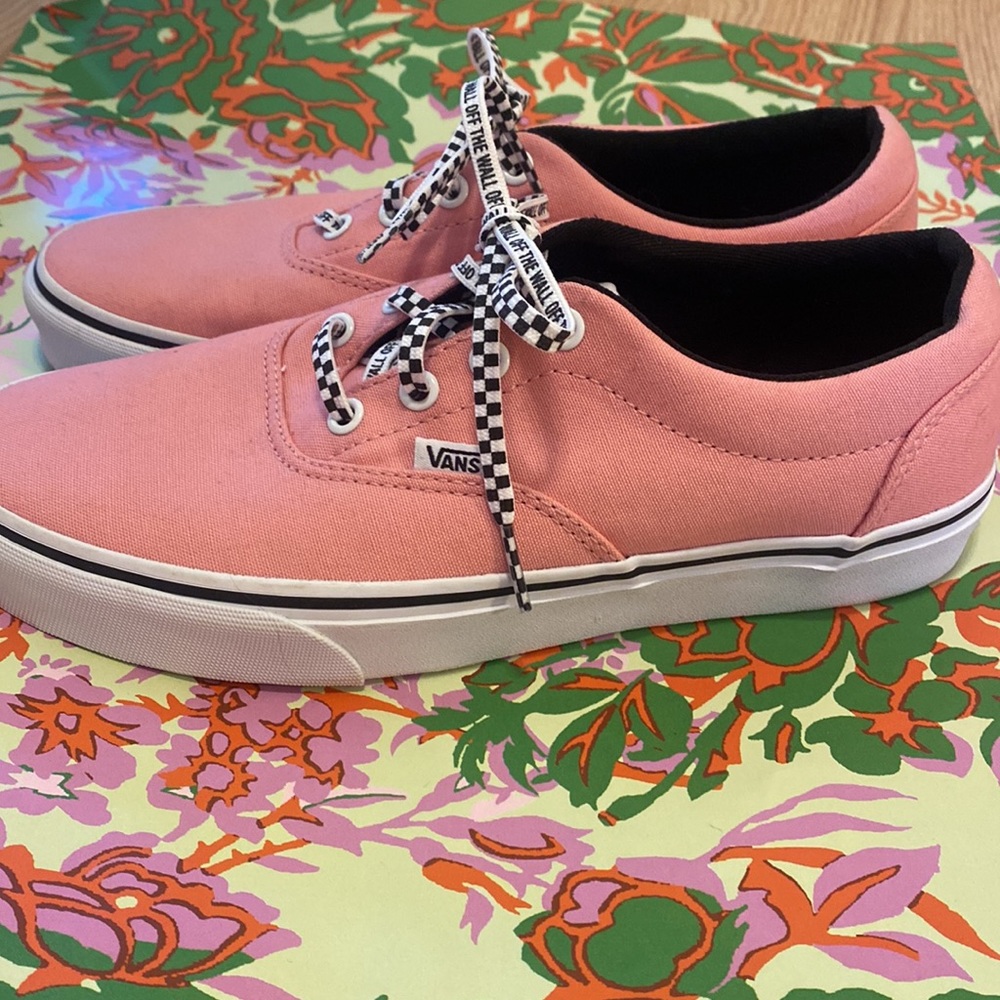 Vans - Picture 2 of 7